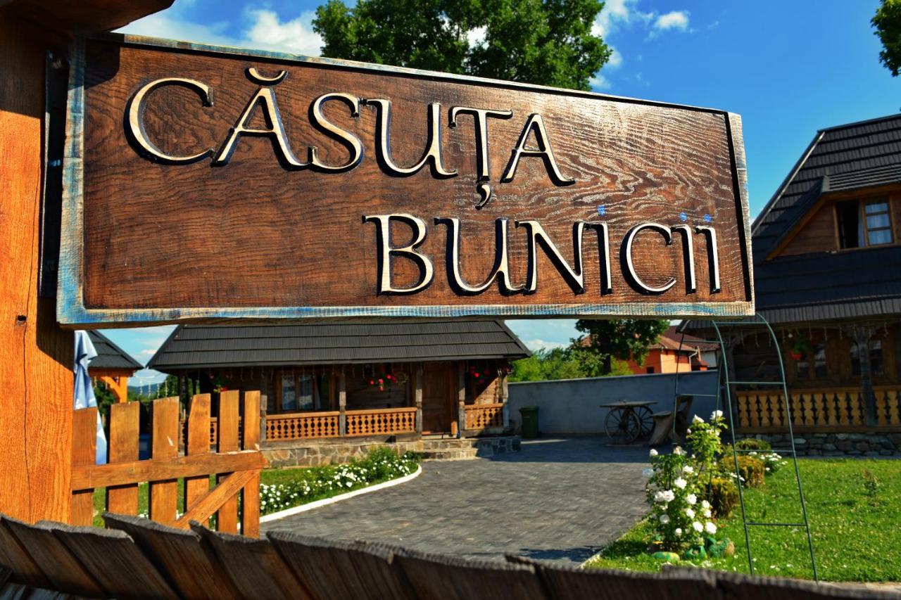 Villa Casutele Bunicii Ocna Şugatag Esterno foto
