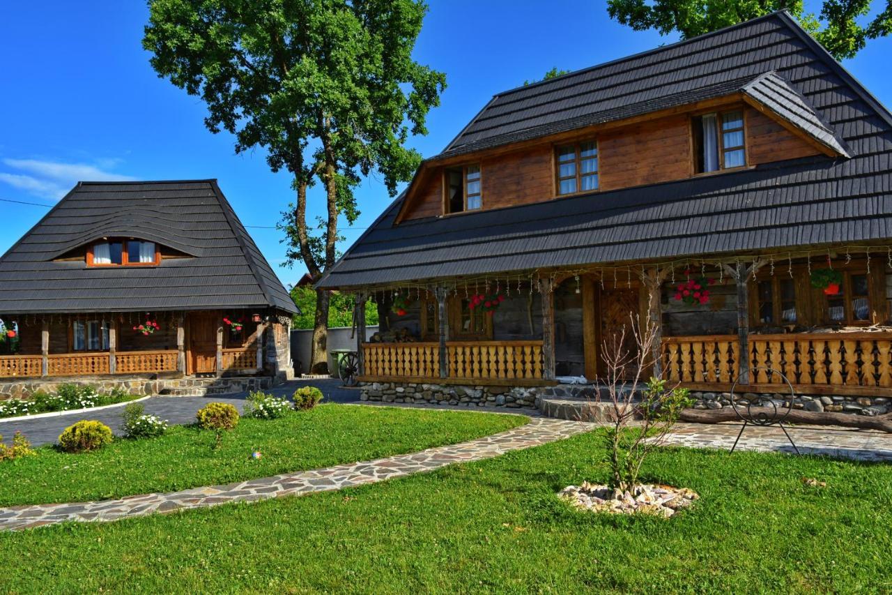 Villa Casutele Bunicii Ocna Şugatag Esterno foto